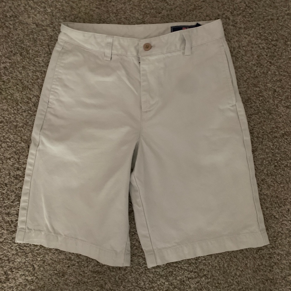 SUMMER CLOSET CLEARANCE Boys vineyard vines creamy khaki color shorts size 12